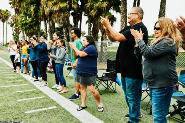 肯定体型较大的人是否能够选择体育项目？